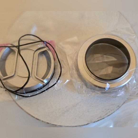 ⭐️Fotasy 37mm Silver Screw-In Metal Lens Hood... Panasonic, Canon * Read Details - Picture 4 of 7